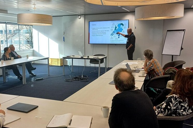 AquaConnect: brug tussen wetenschap en praktijk AquaConnect: brug tussen wetenschap en praktijk