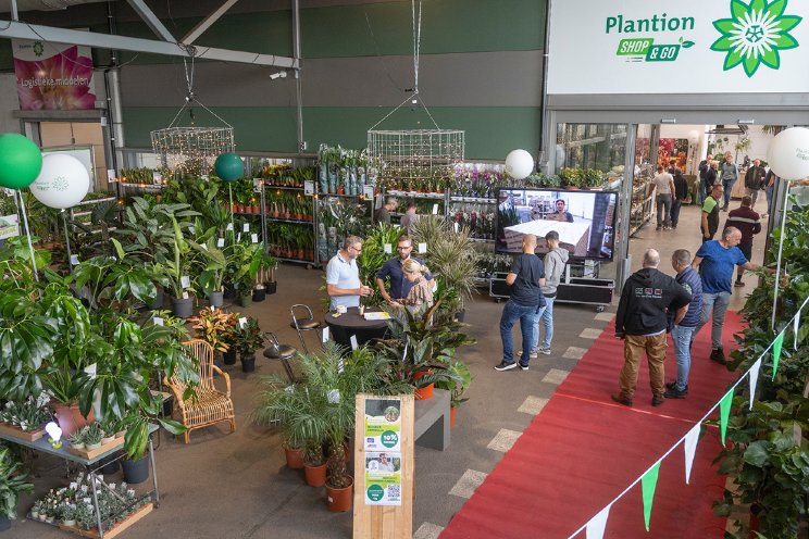 Plantion opent 'Shop & Go'