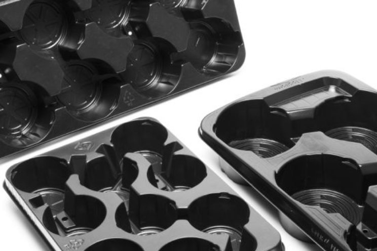 Alle Normpack trays in depots RFG voortaan zwart Alle Normpack trays in depots RFG voortaan zwart
