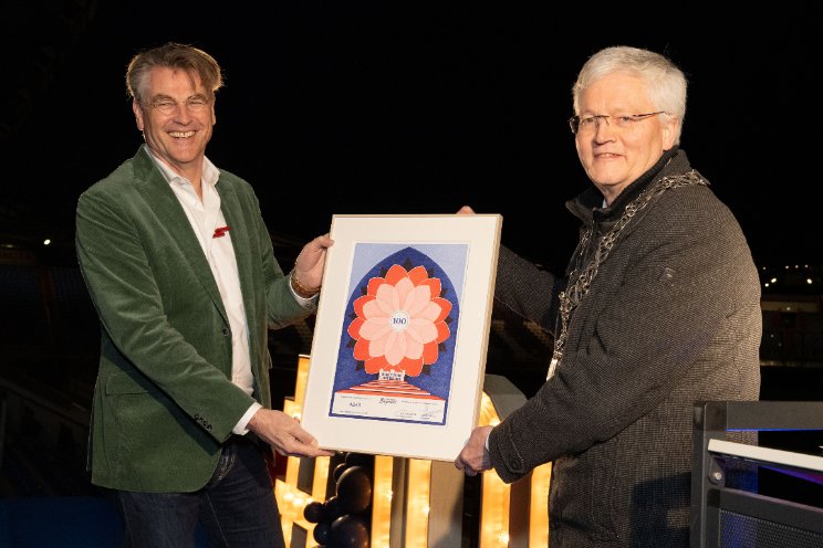 100-jarige ABAB krijgt Tilburgse Ereprent 100-jarige ABAB krijgt Tilburgse Ereprent